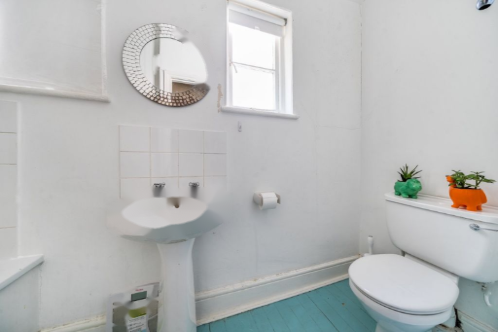 Flat in London, United Kingdom, 28 m² - picture 10