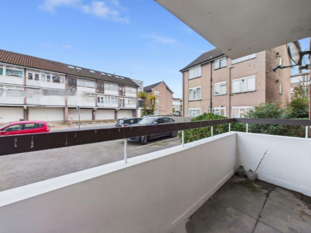 Flat in London, United Kingdom, 61 m² - picture 10