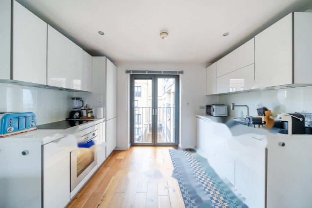 Flat in London, United Kingdom, 56 m² - picture 11