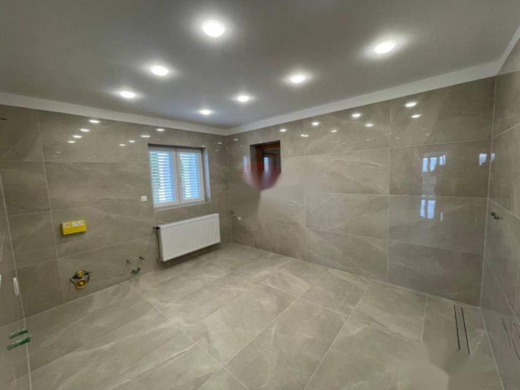 Flat in Opatija, Croatia, 156 m² - picture 11