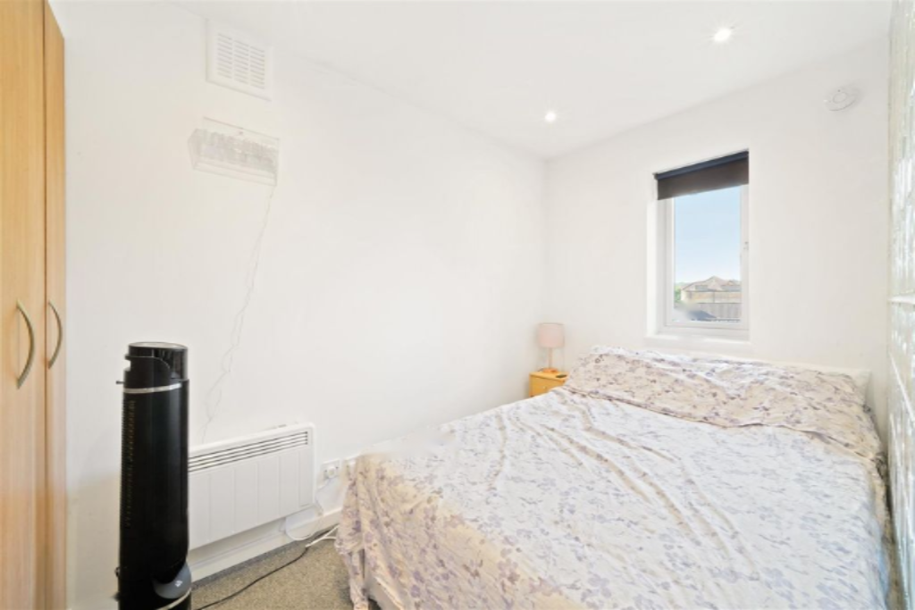 Flat in London, United Kingdom, 30 m² - picture 11