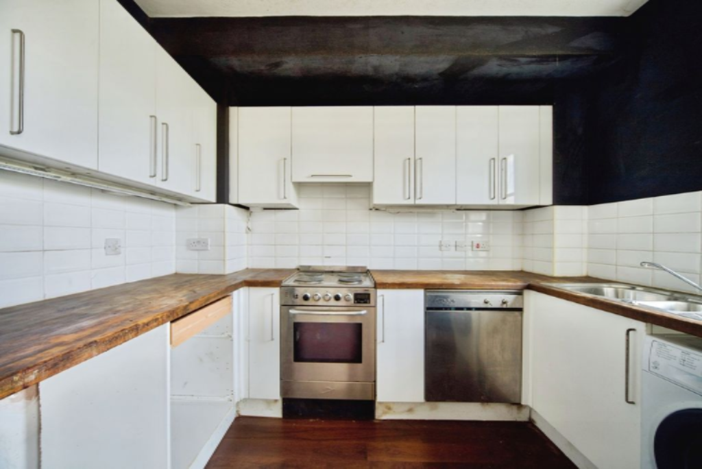 Flat in London, United Kingdom, 55 m² - picture 10