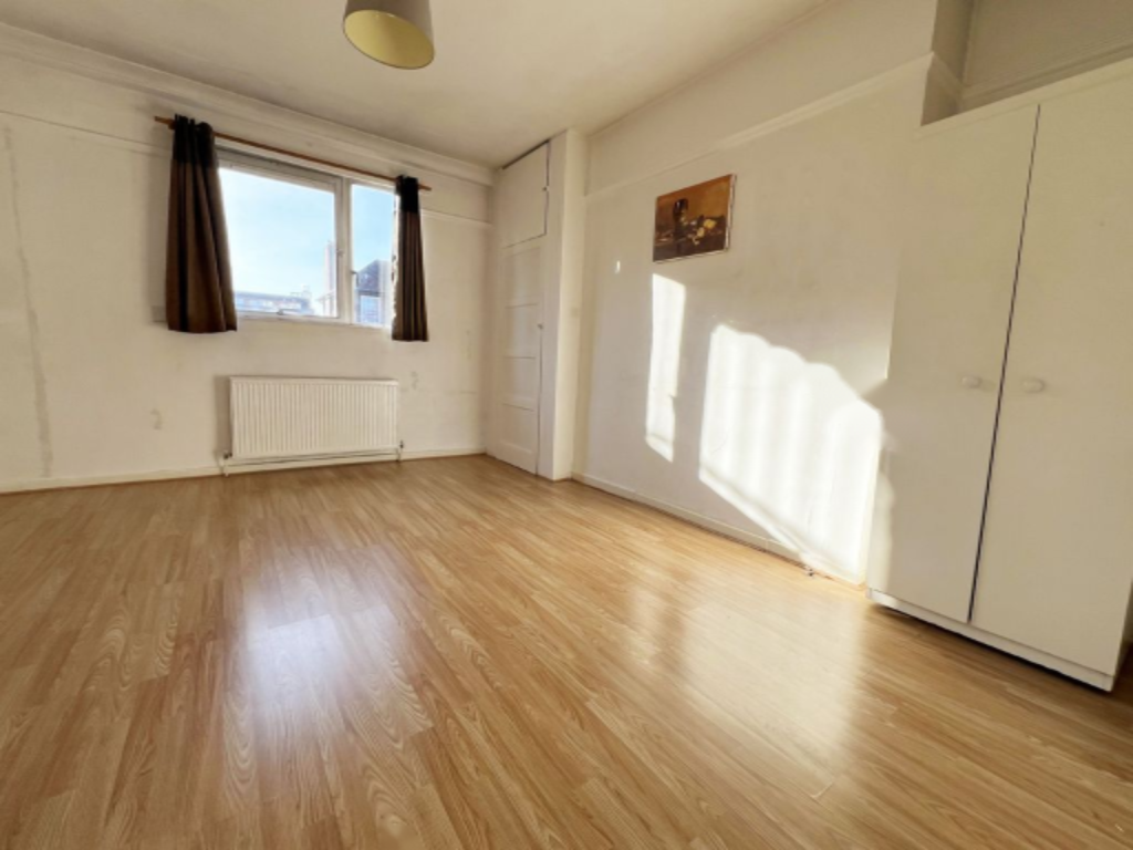 Flat in London, United Kingdom, 68 m² - picture 10