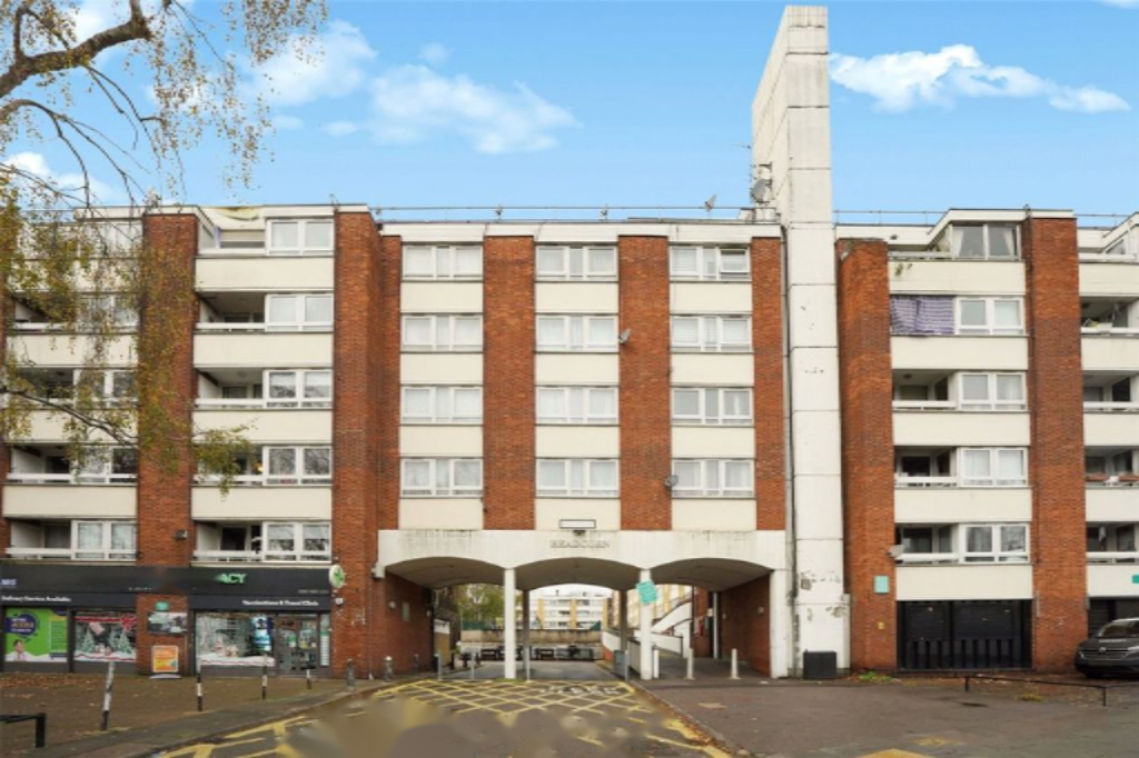 Flat in London, United Kingdom, 49 m² - picture 11