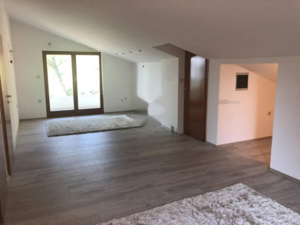 Piso en Opatija, Croacia, 202 m² - imagen 11