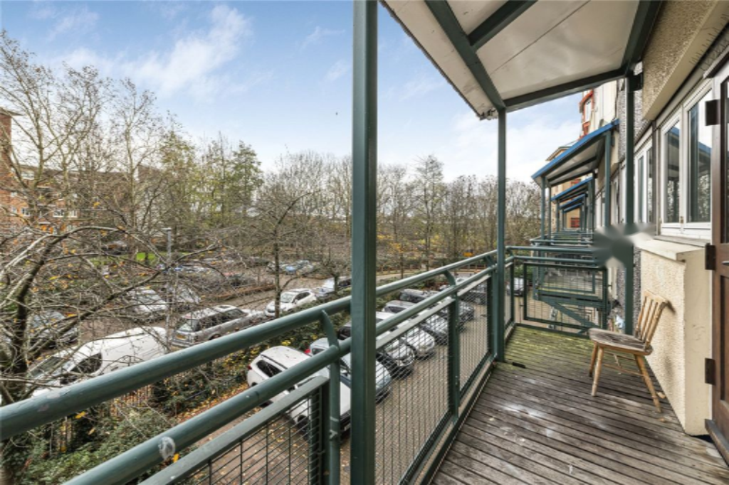 Flat in London, United Kingdom, 94 m² - picture 11