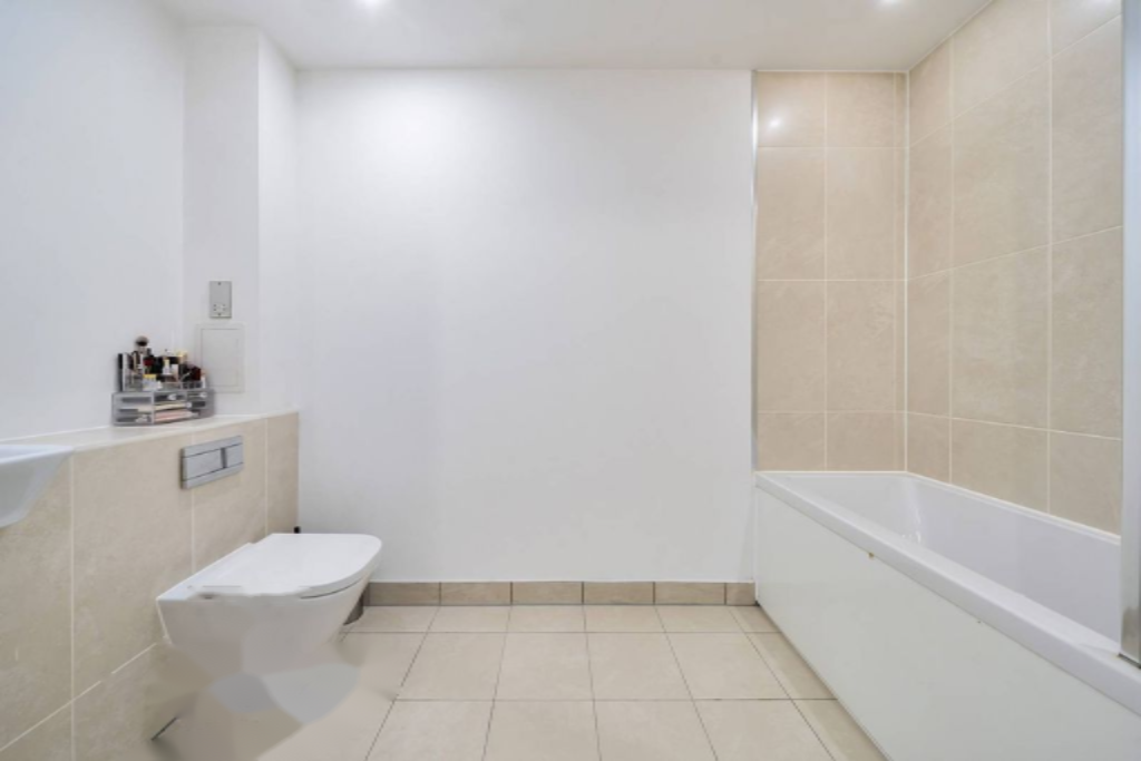 Flat in London, United Kingdom, 55 m² - picture 12