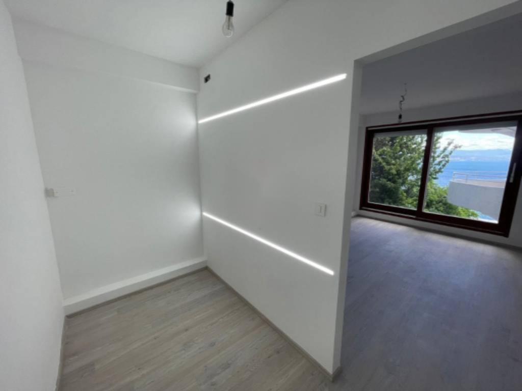 Flat in Opatija, Croatia, 156 m² - picture 12