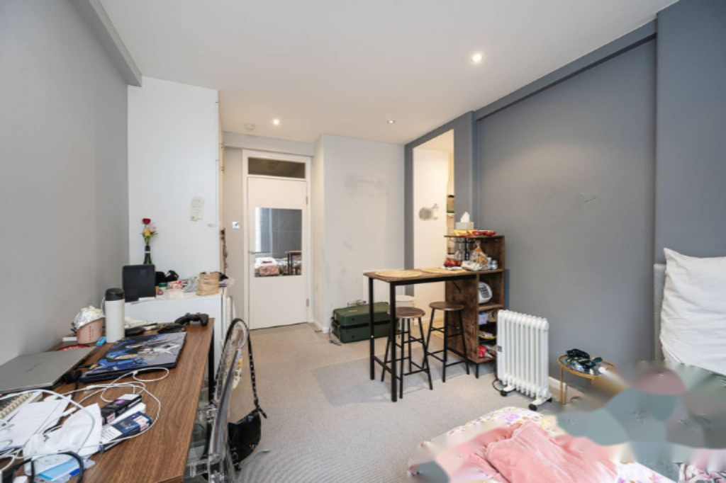 Flat in London, United Kingdom, 22 m² - picture 12