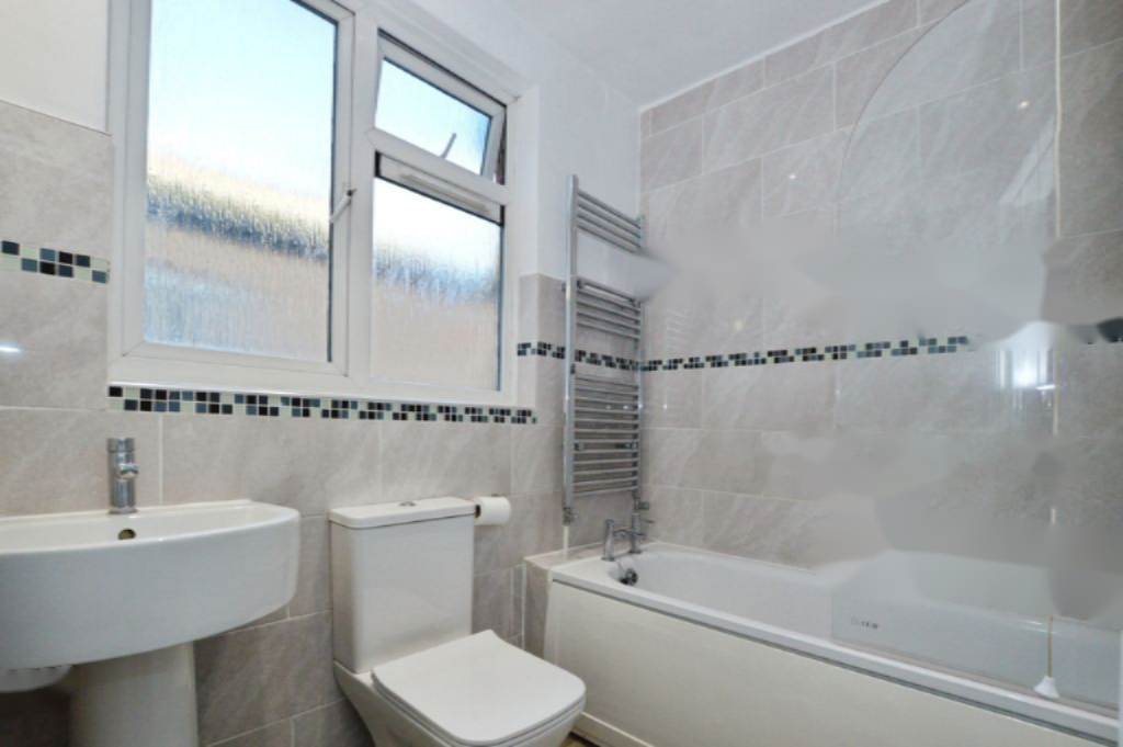 Flat in London, United Kingdom, 50 m² - picture 12