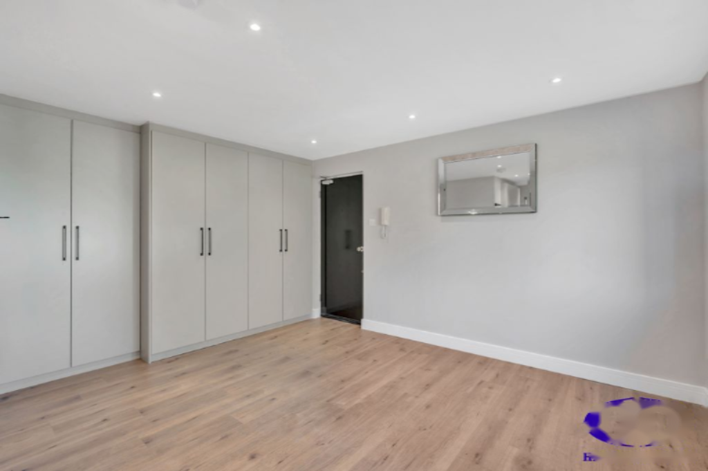 Flat in London, United Kingdom, 20 m² - picture 13