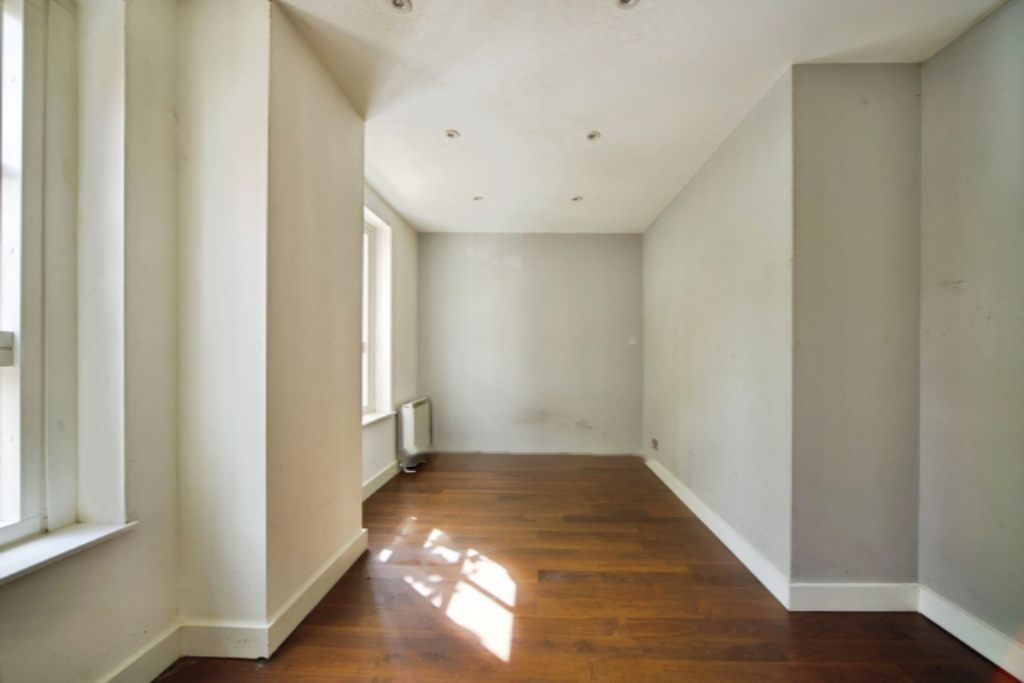 Flat in London, United Kingdom, 55 m² - picture 12