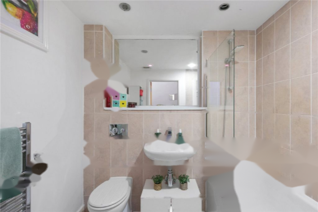 Flat in London, United Kingdom, 47 m² - picture 13