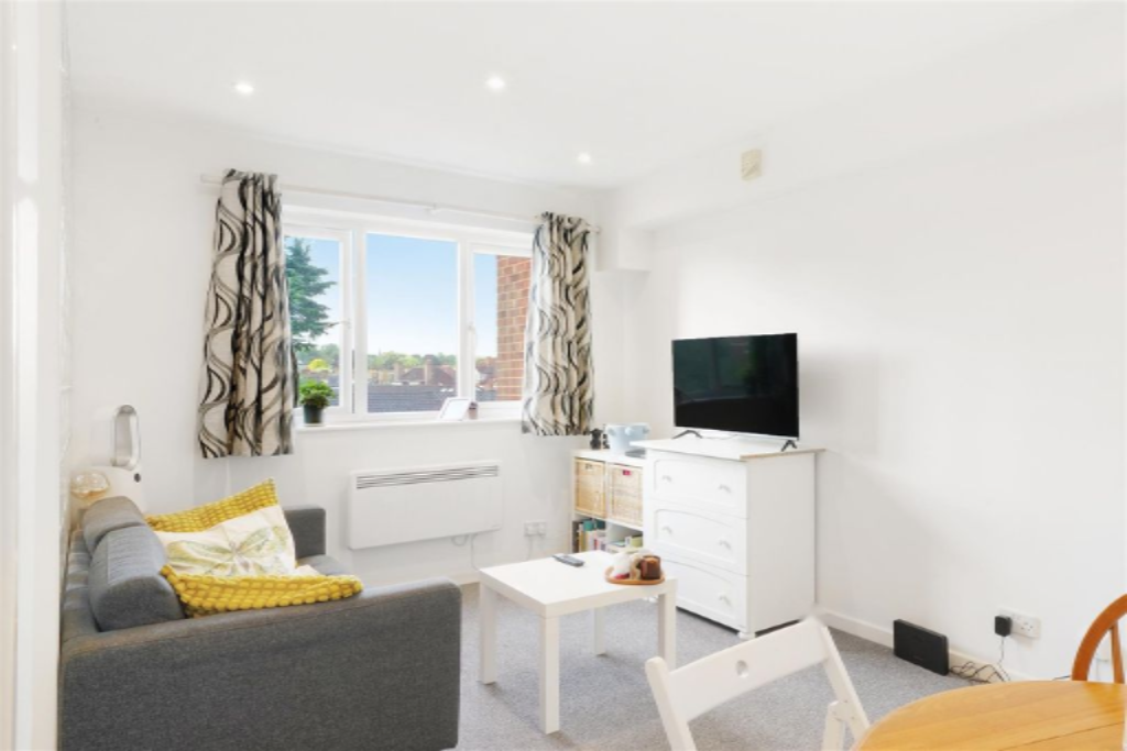 Flat in London, United Kingdom, 30 m² - picture 13