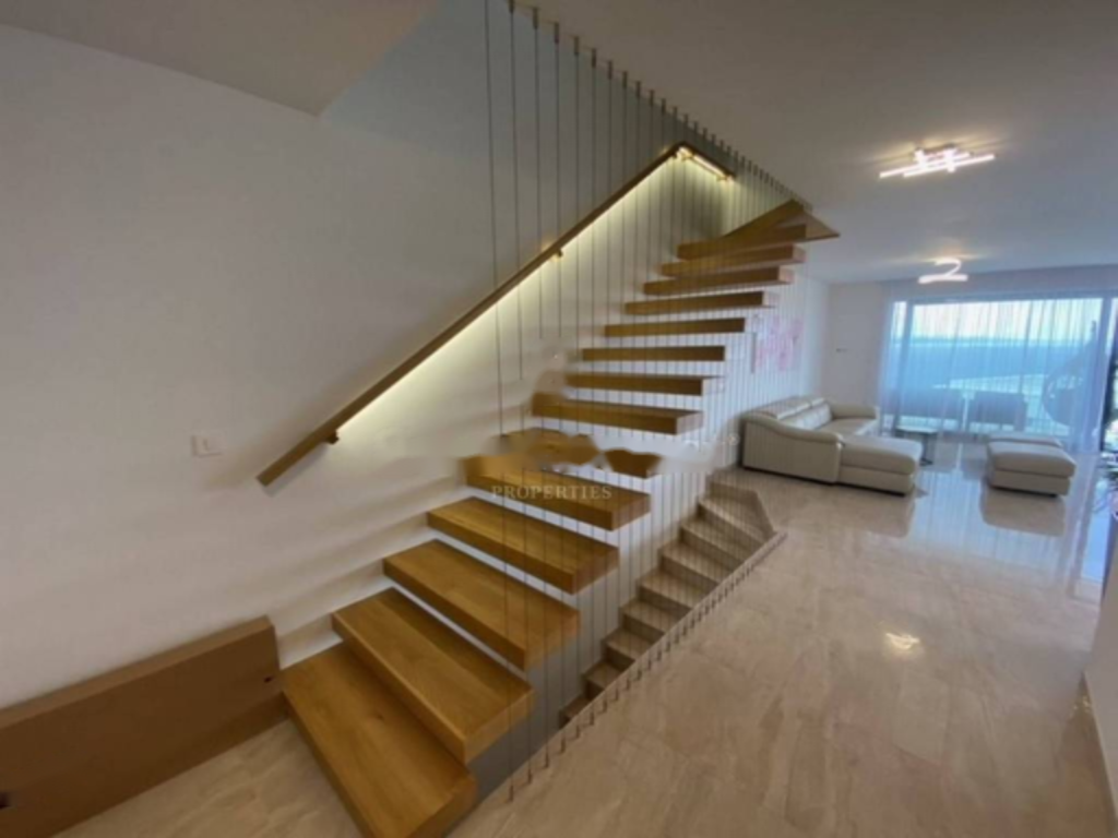 Casa en Opatija, Croacia, 250 m² - imagen 13