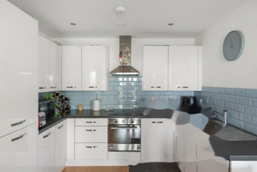 Flat in London, United Kingdom, 72 m² - picture 14