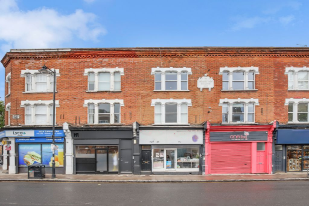 Flat in London, United Kingdom, 27 m² - picture 14