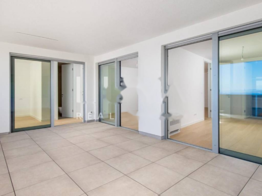 Flat in Opatija, Croatia, 92 m² - picture 14