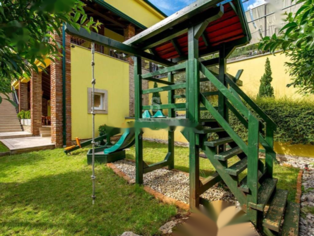 Casa en Opatija, Croacia, 639 m² - imagen 14