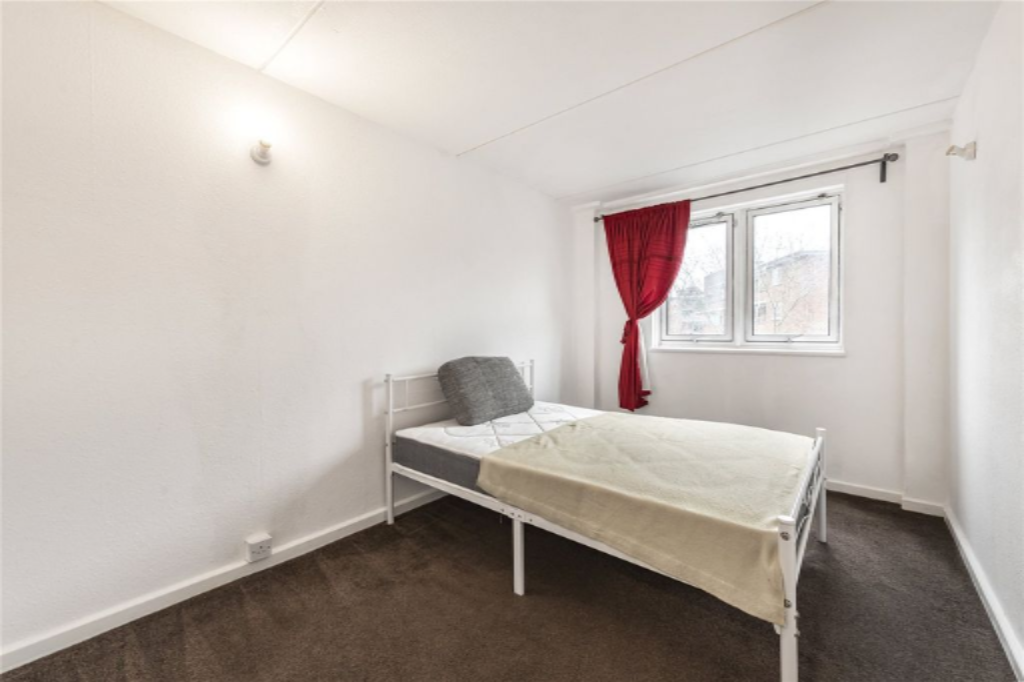 Flat in London, United Kingdom, 94 m² - picture 14