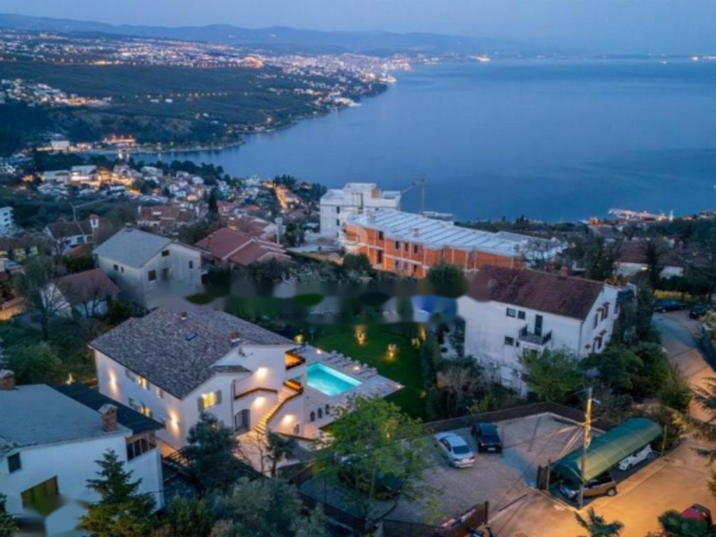 Casa en Opatija, Croacia, 404 m² - imagen 14