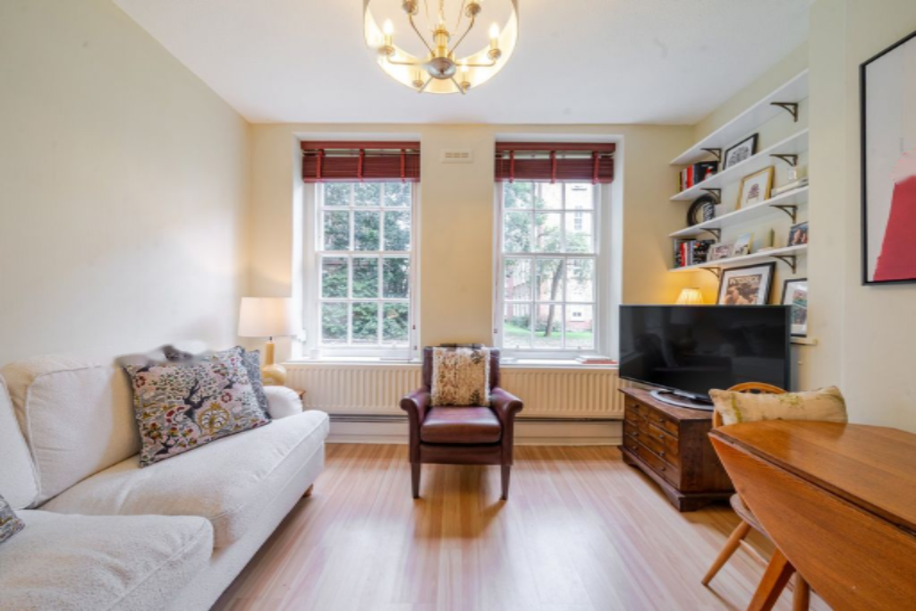 Flat in London, United Kingdom, 44 m² - picture 15