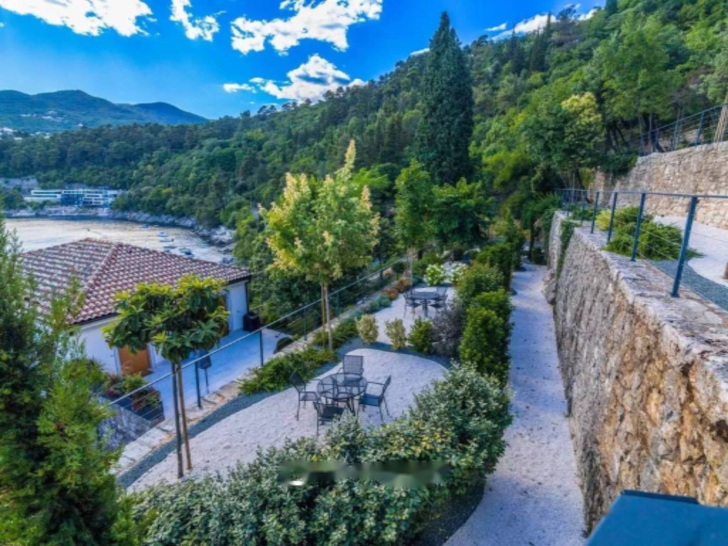 Piso en Opatija, Croacia, 91 m² - imagen 15