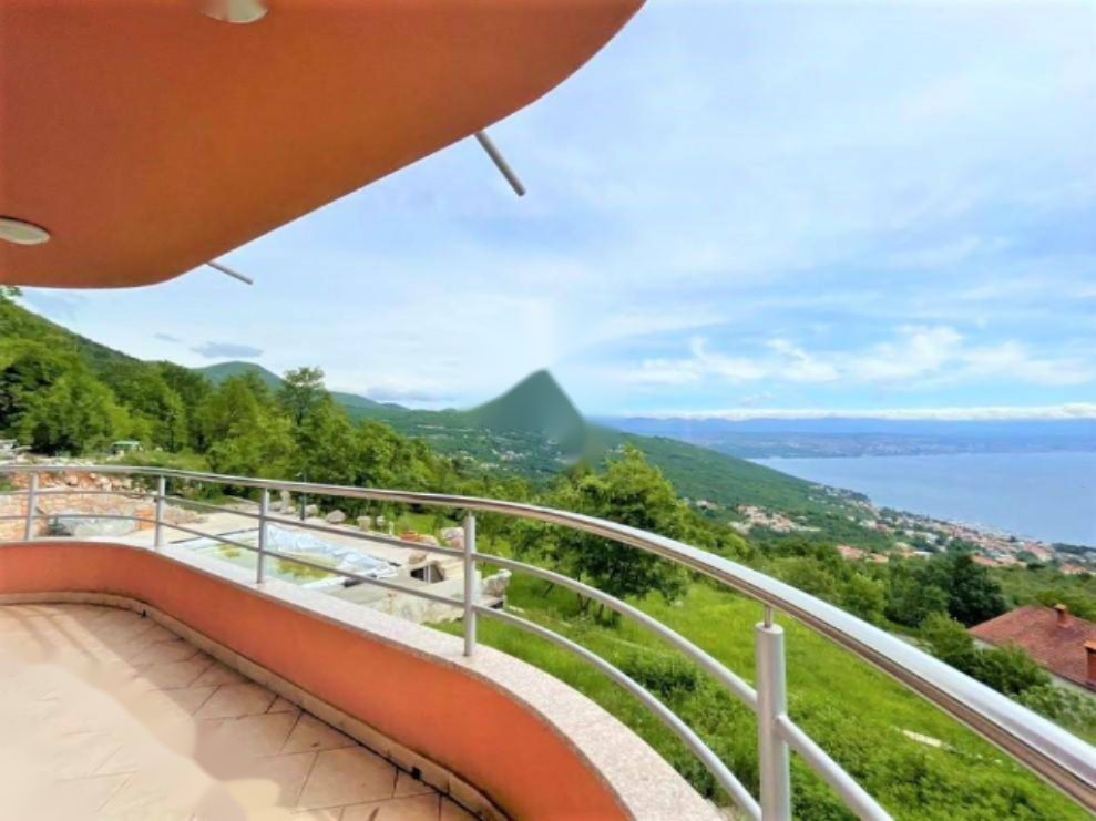 Flat in Opatija, Croatia, 98 m² - picture 15