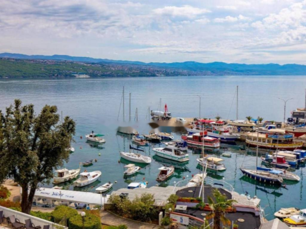 Flat in Opatija, Croatia, 74 m² - picture 16