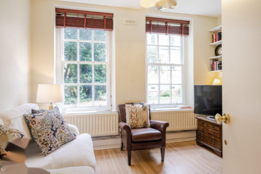 Flat in London, United Kingdom, 44 m² - picture 16