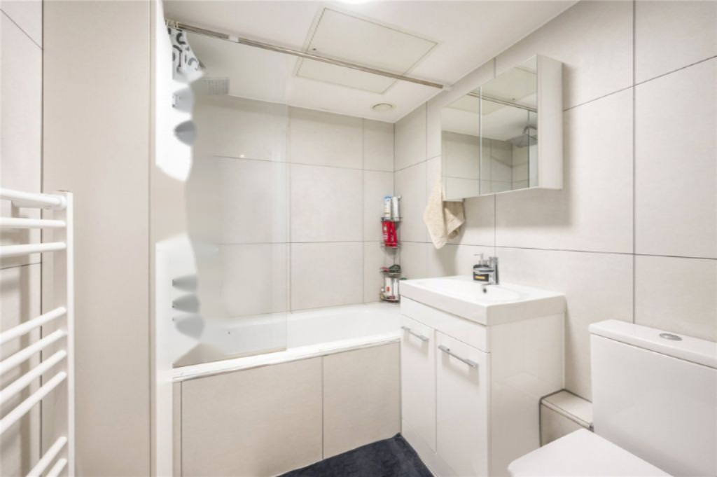 Flat in London, United Kingdom, 52 m² - picture 16