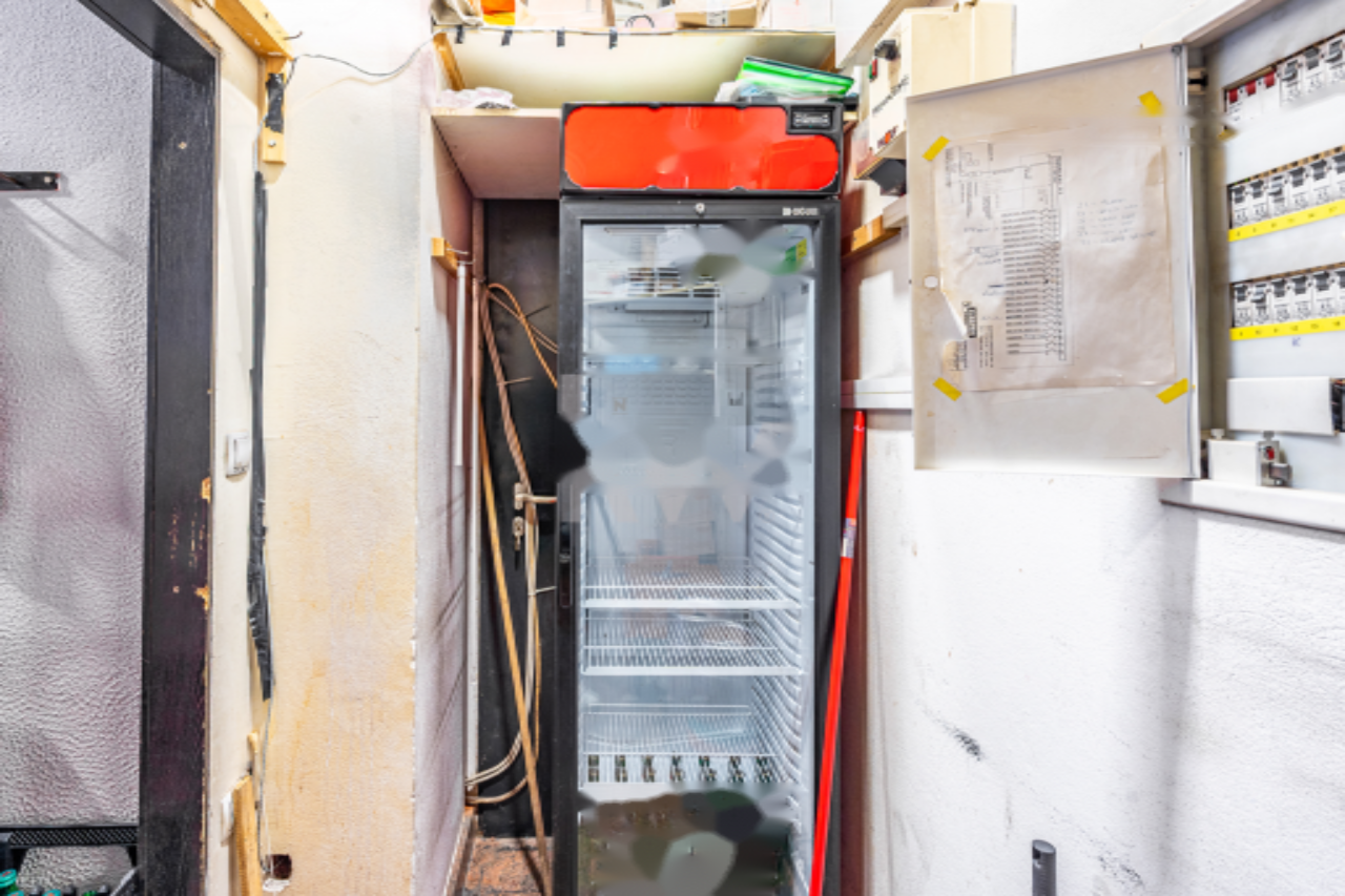 Office in Ljubljana, Slovenia, 139 m² - picture 16