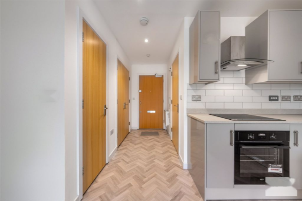 Flat in London, United Kingdom, 30 m² - picture 17