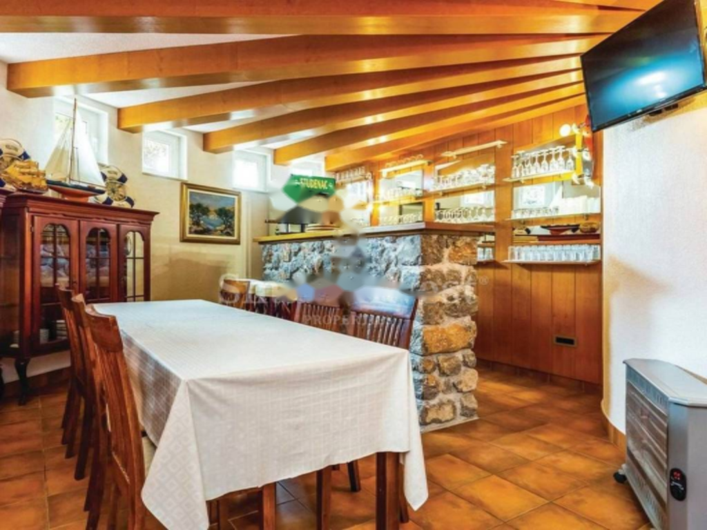 Casa en Opatija, Croacia, 460 m² - imagen 19