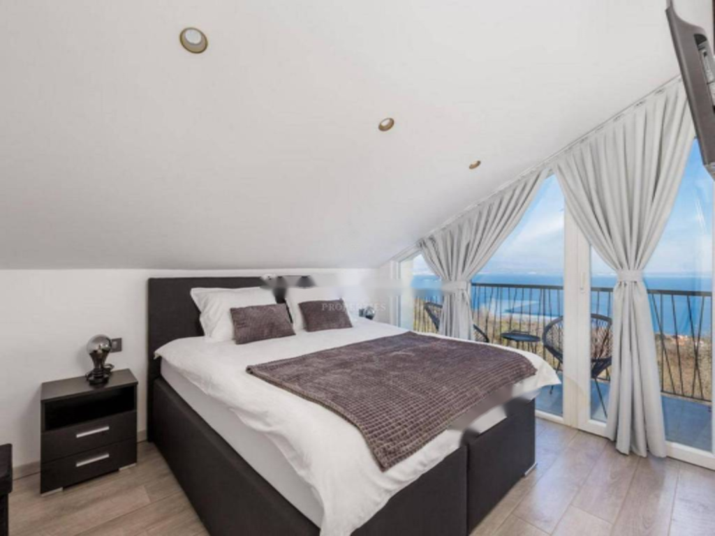 Casa en Opatija, Croacia, 180 m² - imagen 19