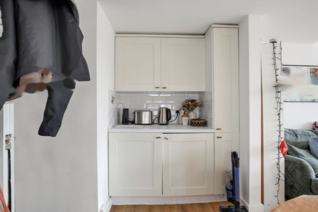 Flat in London, United Kingdom, 27 m² - picture 19