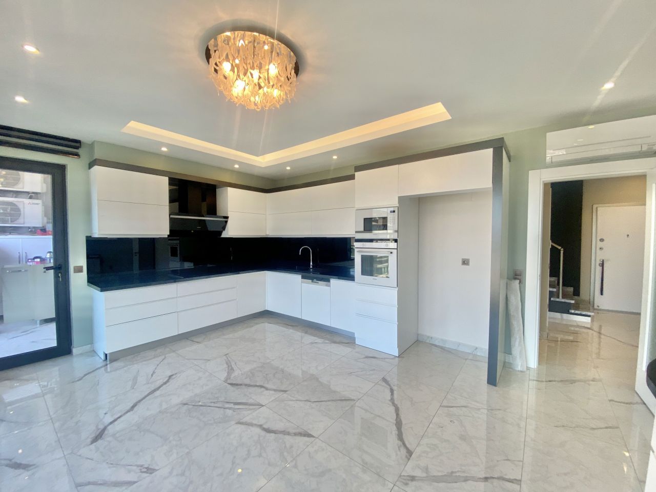 Apartment in Alanya, Turkey, 260 m² - picture 2