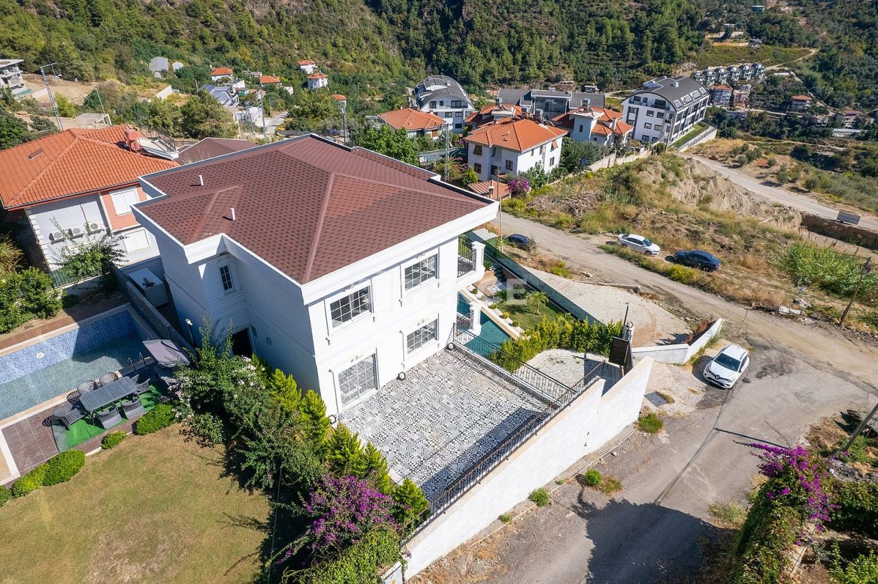 Villa a Alanya, Turchia, 350 m² - foto 12