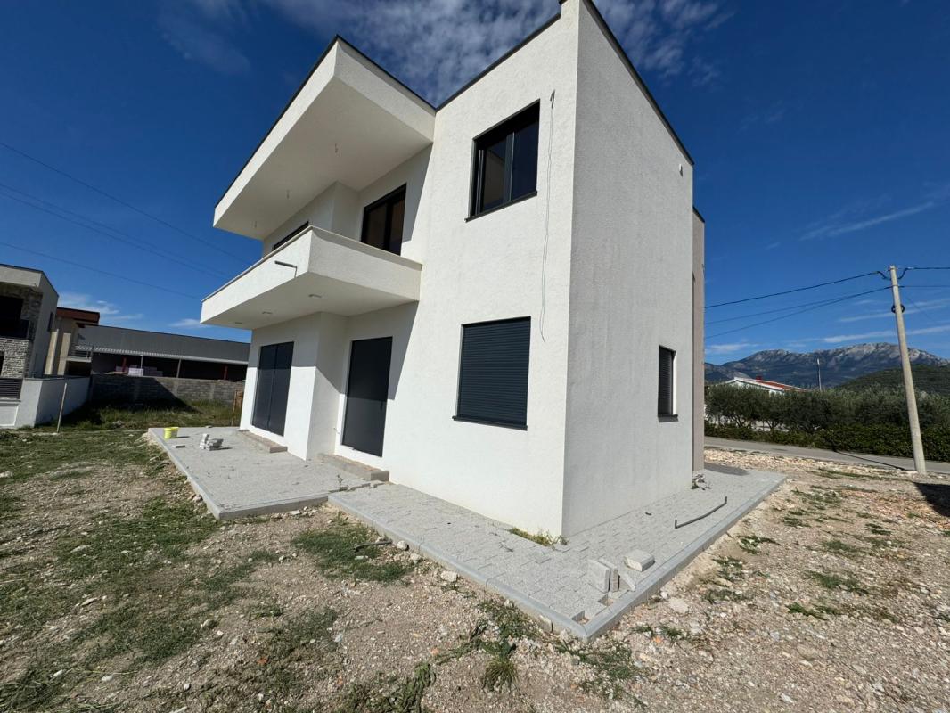 Casa Zeleni Pojas, Montenegro, 338 m² - imagen 1
