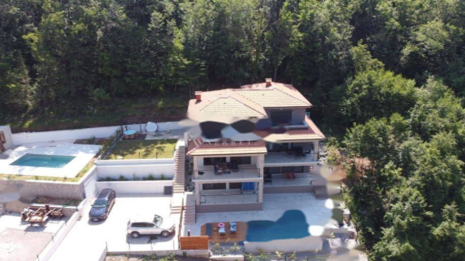 Flat in Opatija, Croatia, 178 m² - picture 1