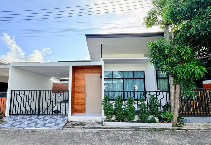 Haus in Phuket, Thailand, 120 m² - Foto 1