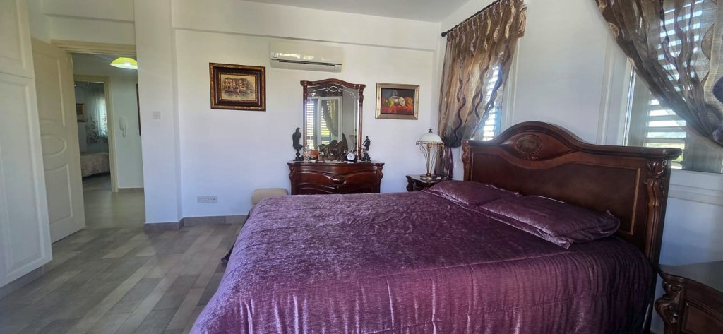 Piso en Lárnaca, Chipre, 240 m² - imagen 6