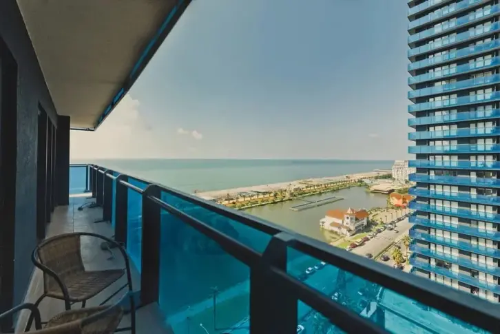 Appartement à Batoumi, Géorgie, 78 m² - image 4