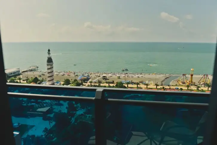 Appartement à Batoumi, Géorgie, 78 m² - image 2