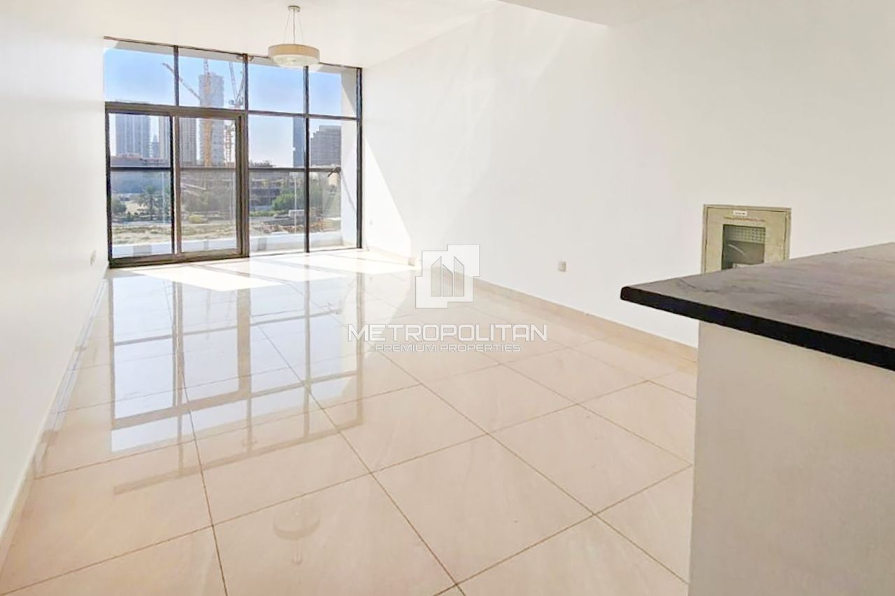 Apartment in Dubai, UAE, 83 m² - picture 1