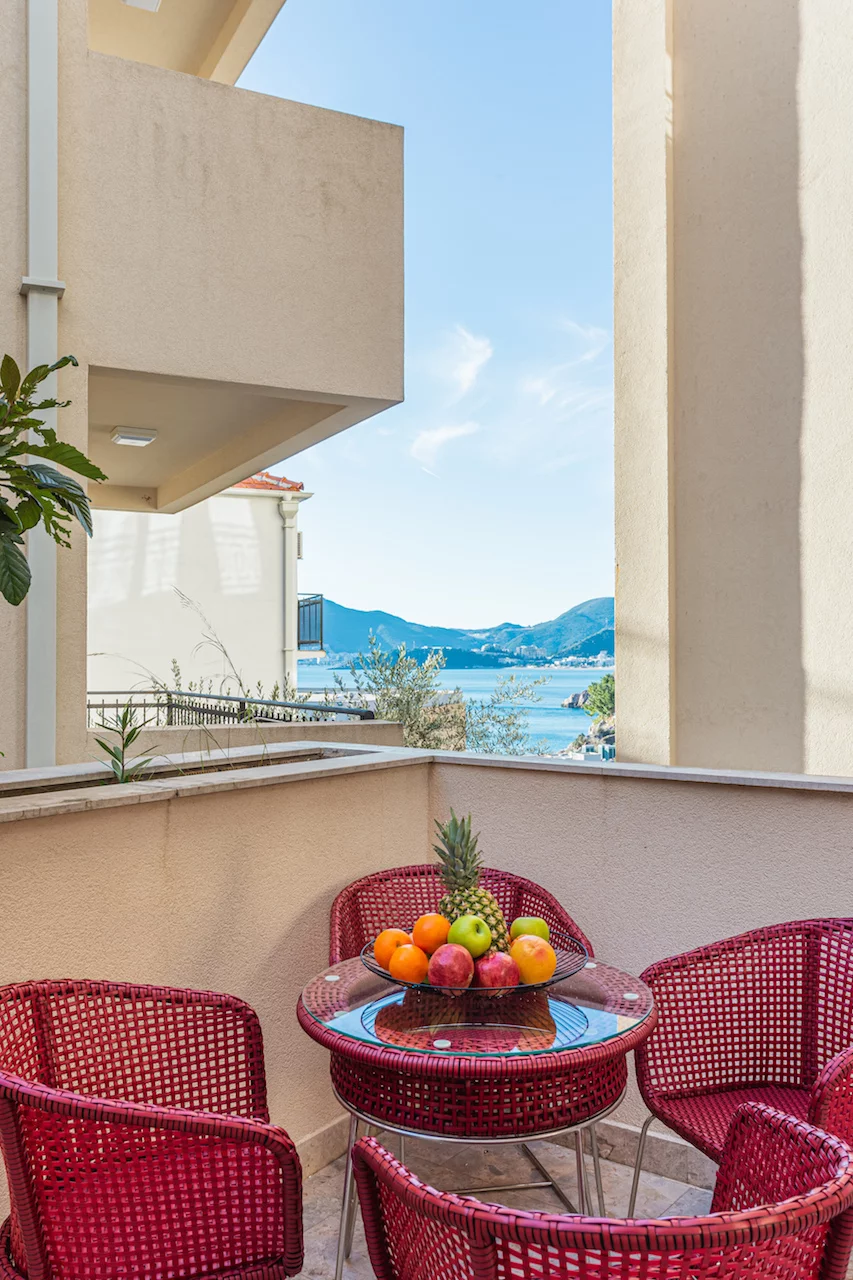 Flat in Budva, Montenegro, 87 m² - picture 2