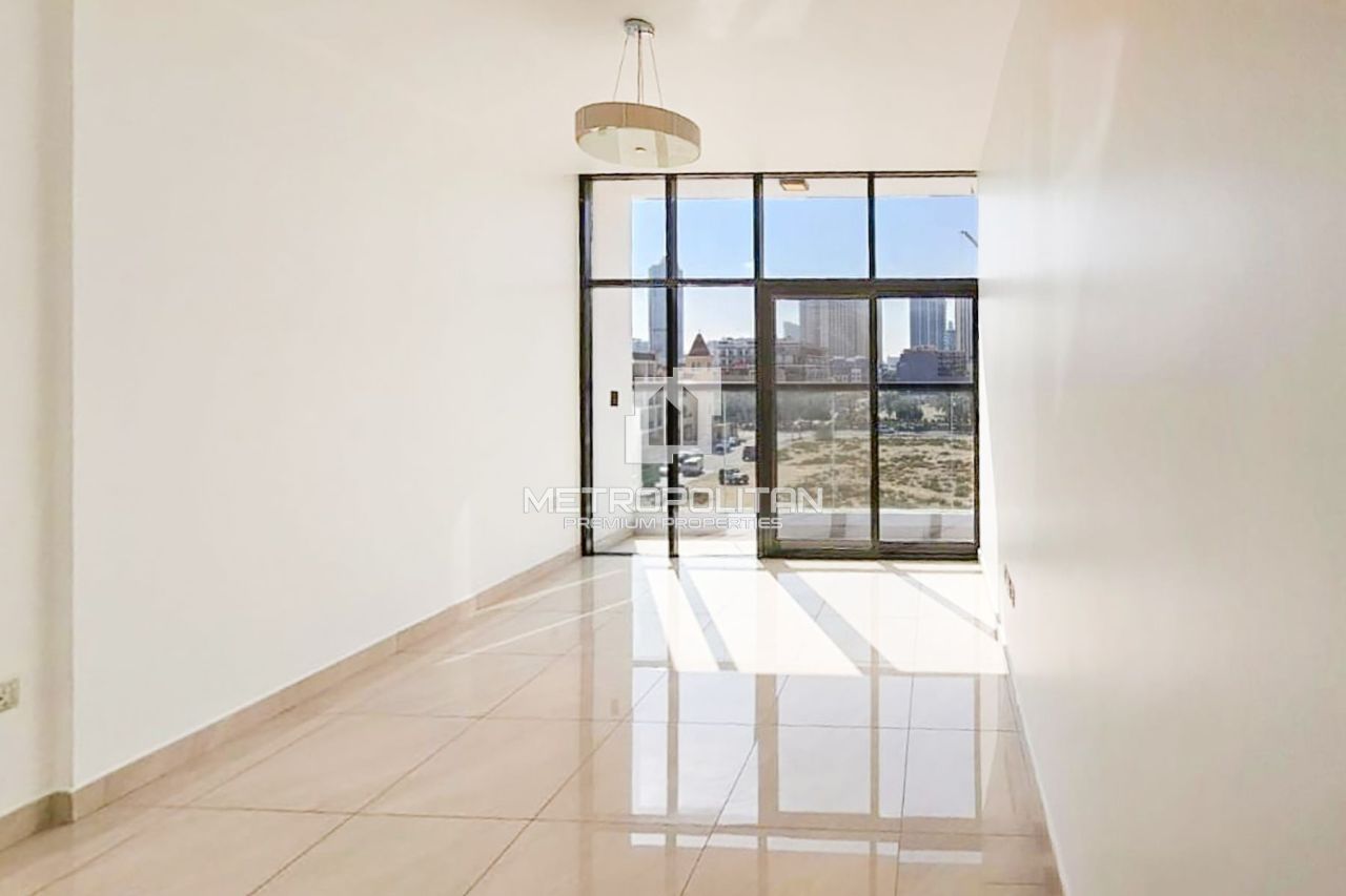 Apartment in Dubai, UAE, 83 m² - picture 2