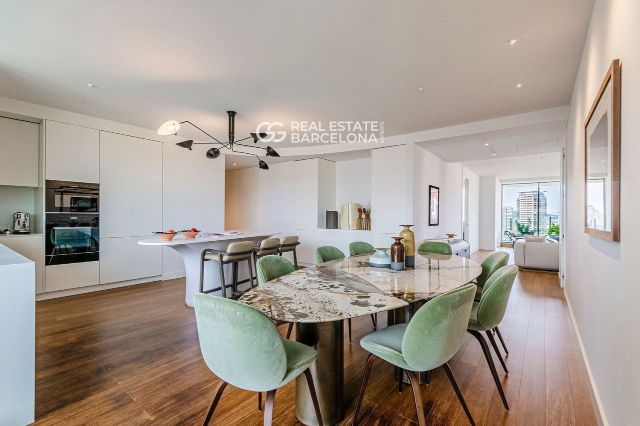 Flat in Barcelona, Spain, 227 m² - picture 3