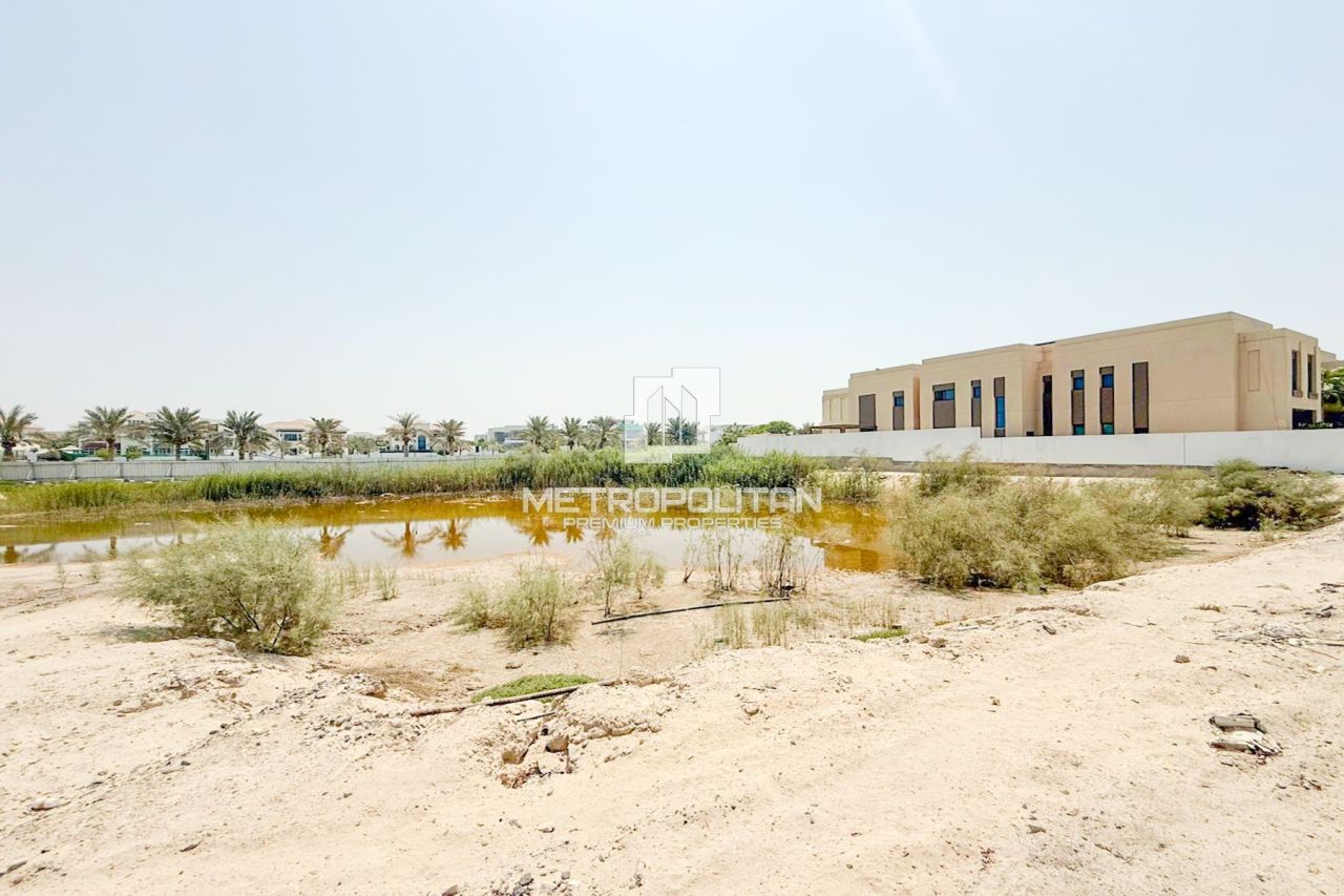 Terrain à Dubaï, EAU, 4 839 m² - image 3