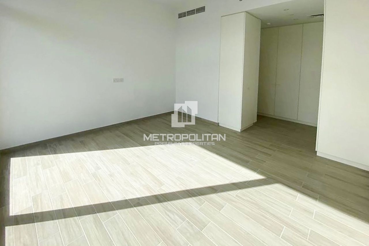 Apartment in Dubai, UAE, 77 m² - picture 3